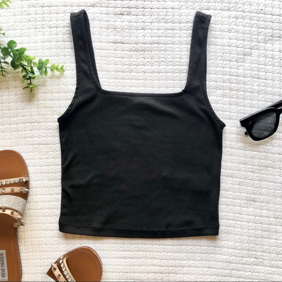 Forever 21 Tops - Crop top